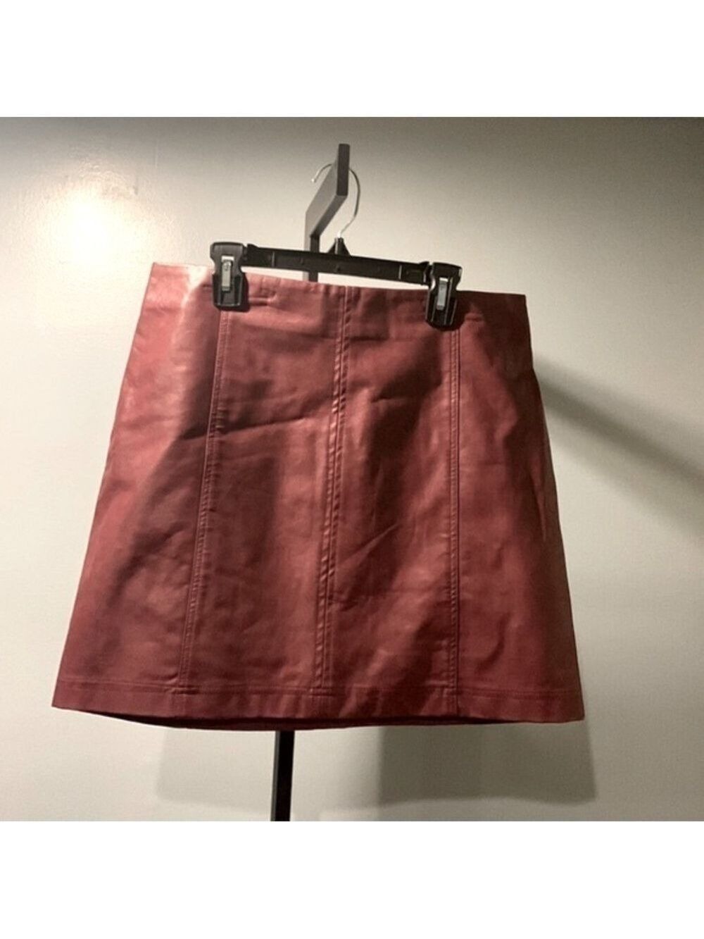 Pants Store Vegan Leather Skirt -Size Large